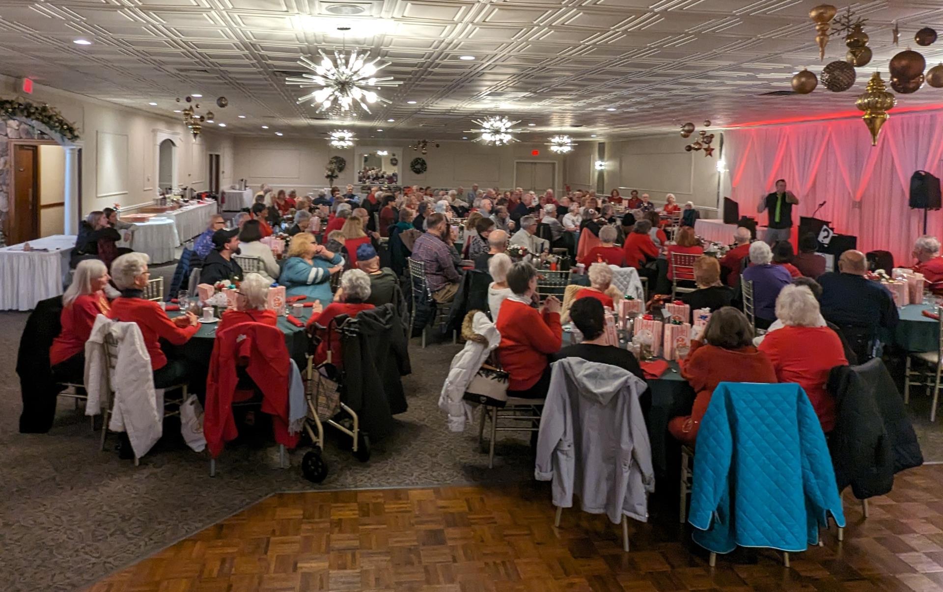 Senior Center Holiday Party 01