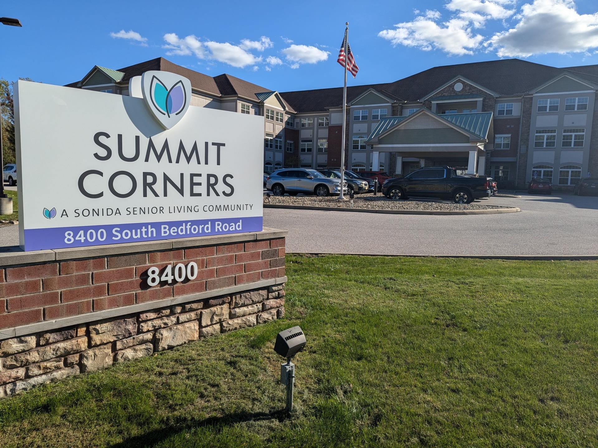 Summit Corners 01